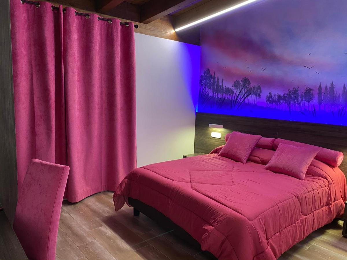 Oasilandia Bed & Breakfast Dorno Exterior photo